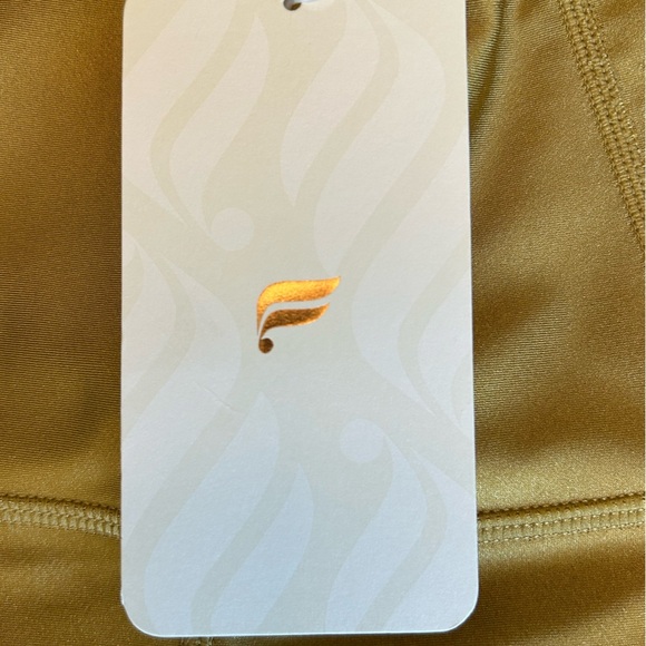 NWT Fabletics Shimmering Gold Oasis High Waisted Pocket 7/8 Leggings  Size XS - Picture 8 of 13